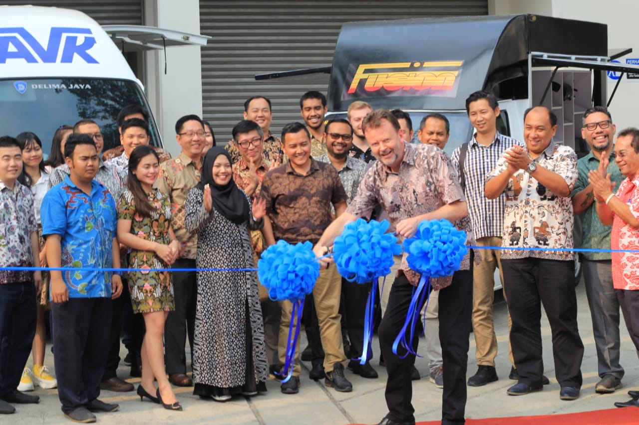ceremony bus 2