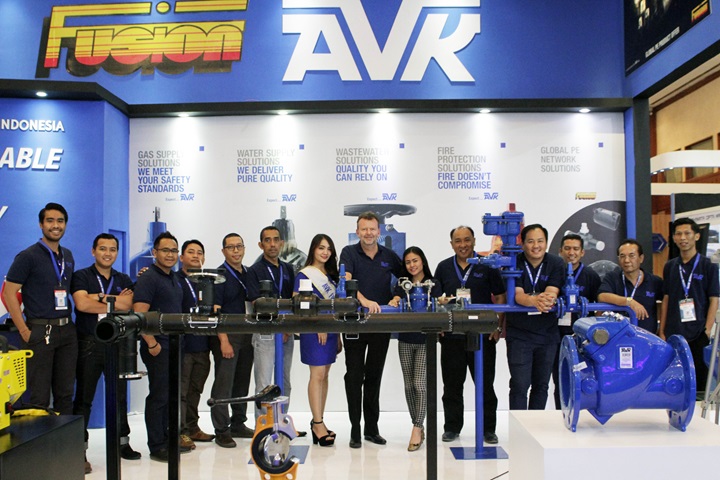 AVK Fusion and Distributor team